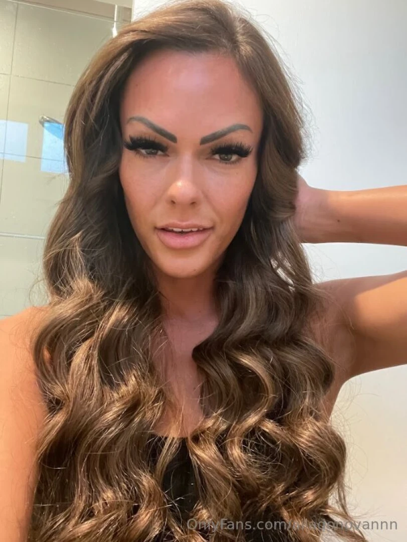 Want a good girl or a brat tonight on ailadonovaninc 