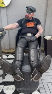 Worship my boots slave start with the spurs make them shine