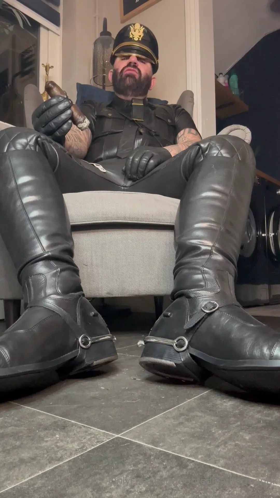 Fags time to empty those wallets 