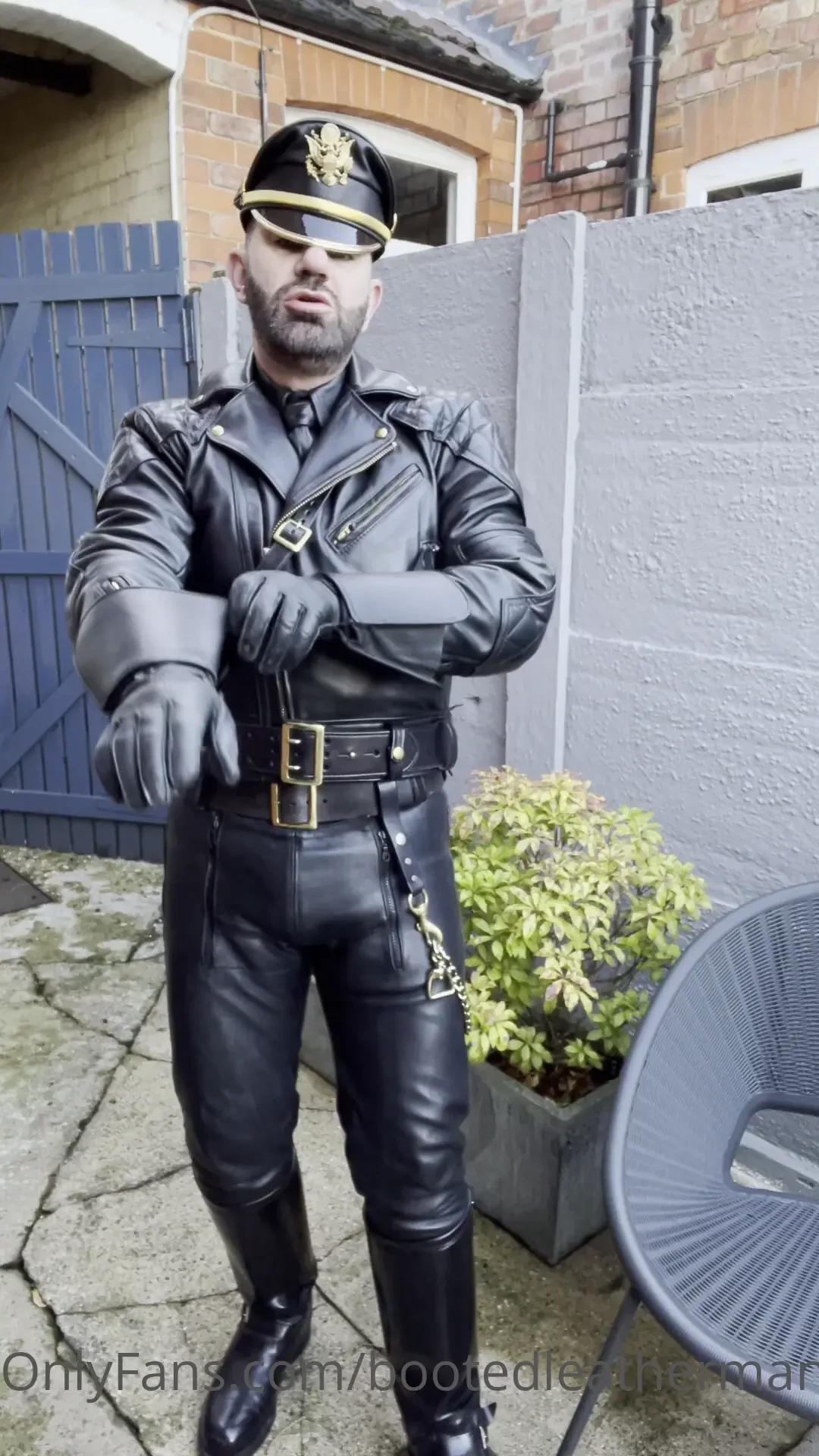 Leather master enjoying my gar 