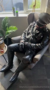 Lick masters boots boi make them shine
