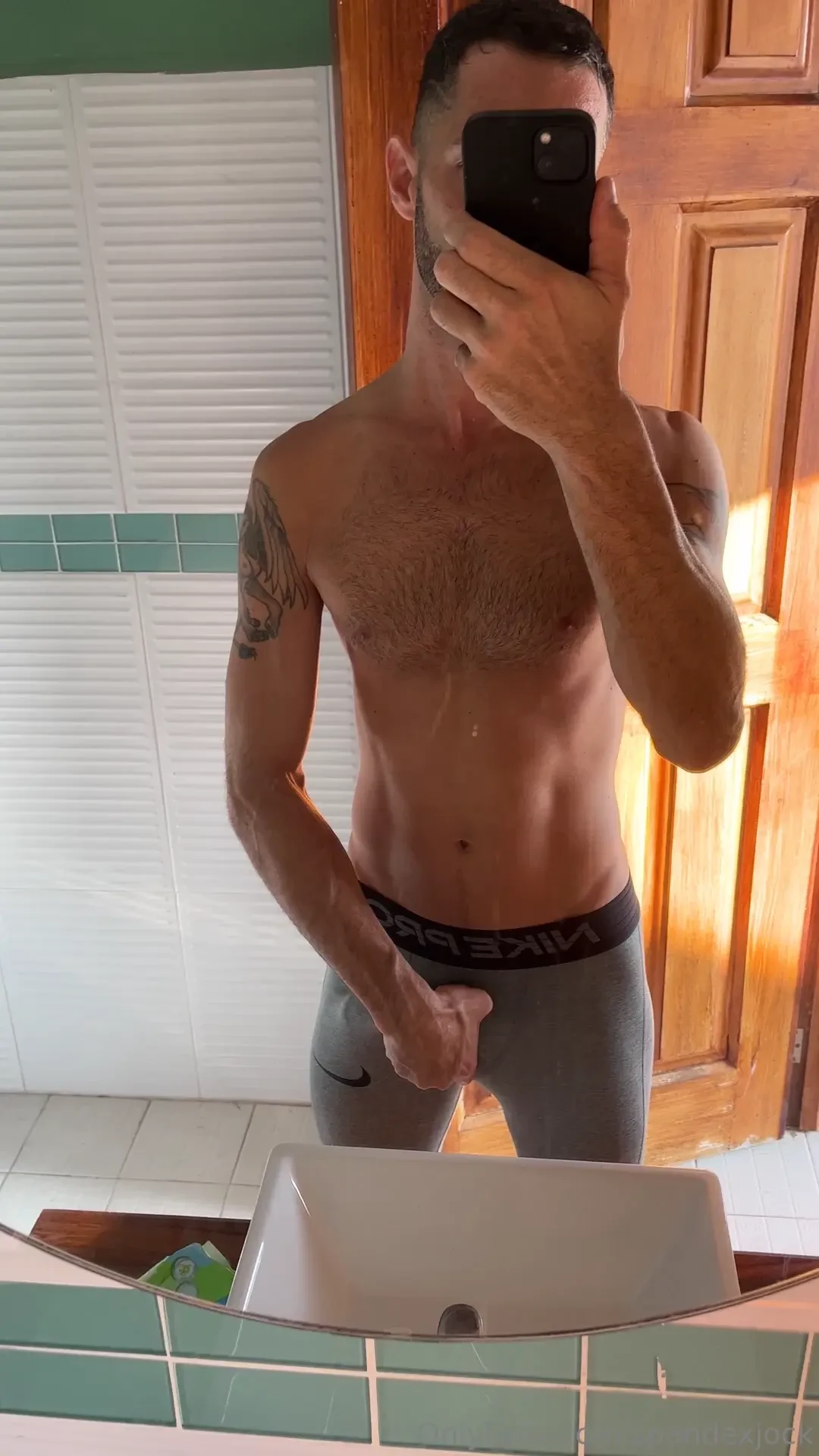 A quick break from chilling hard at my friend s rooftop 