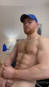 Redheadmuscboy