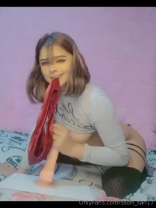 Eyy deliciaaa me dejas masturbarte con mi panty