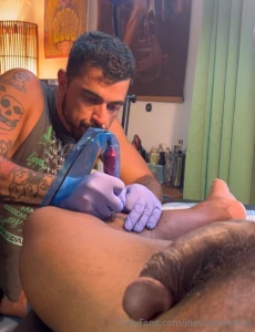 Joe got a tatt from the ink pig and paid with cock you gotta see this