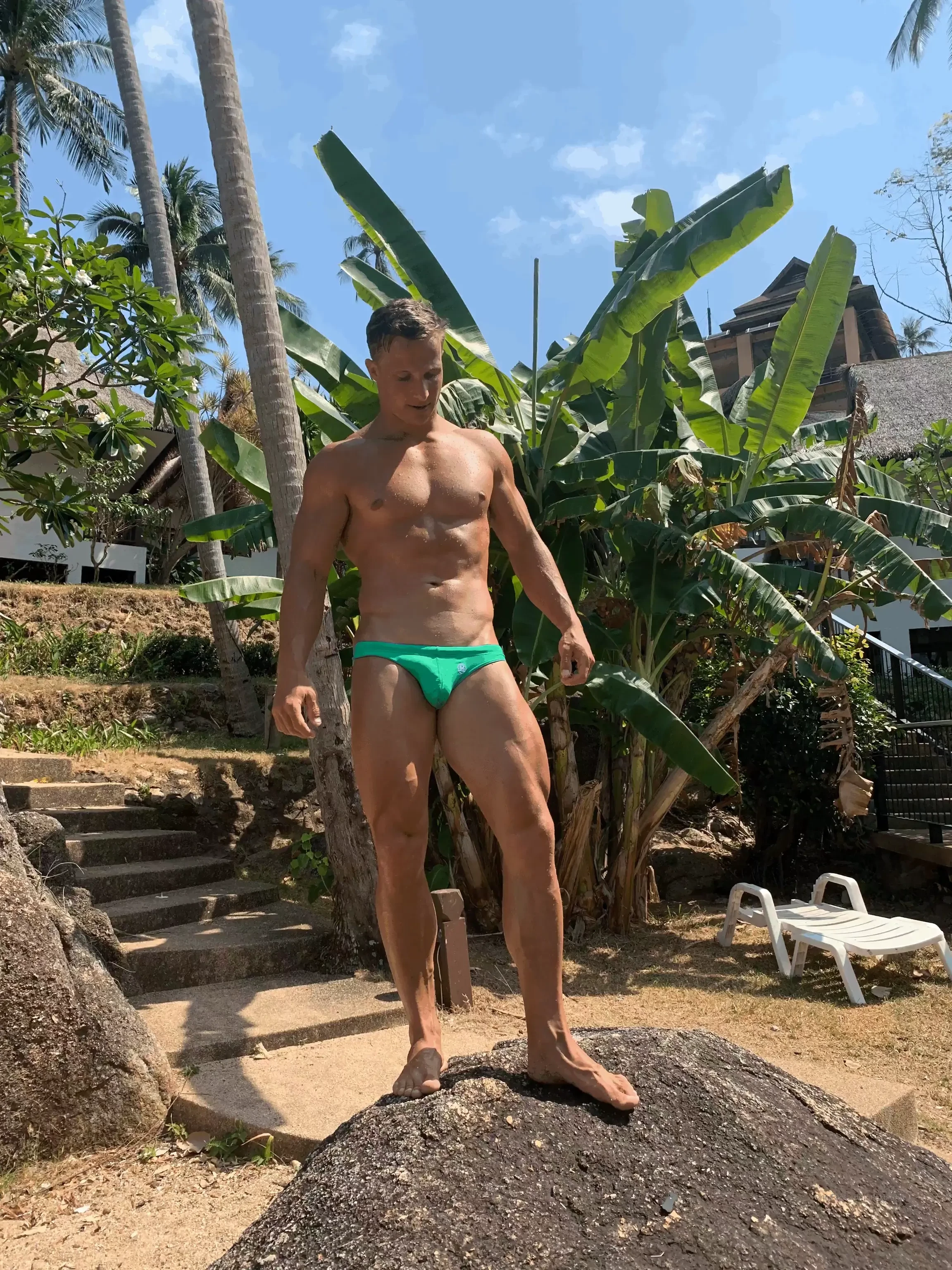 So hot weather best for me and my fotoshooting i give you nice quality part 2 