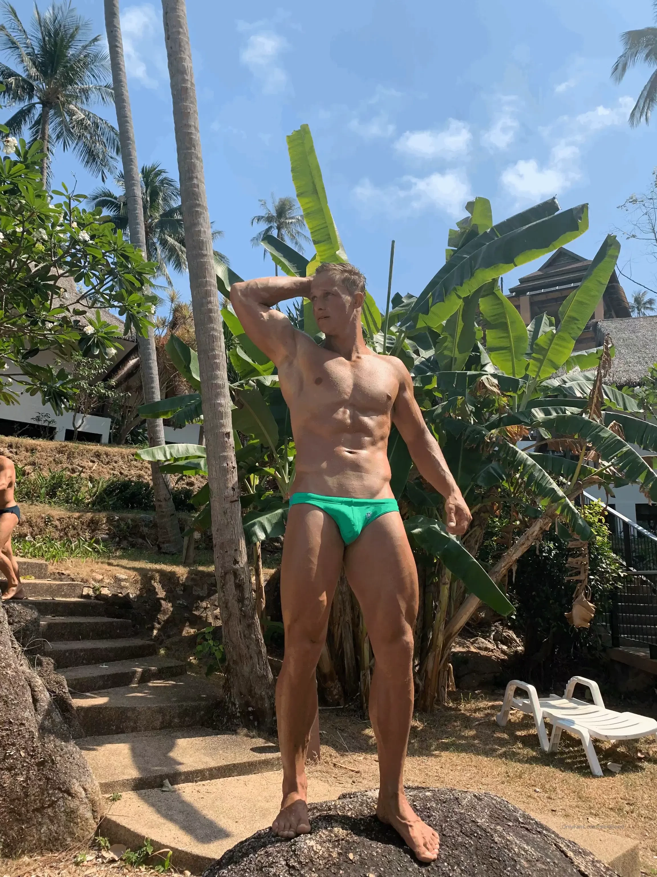 So hot weather best for me and my fotoshooting i give you nice quality part 1 