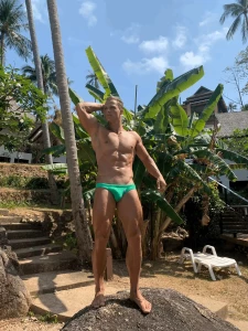 So hot weather best for me and my fotoshooting i give you nice quality