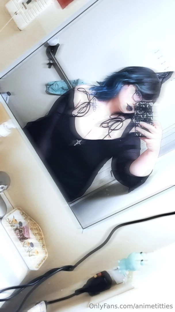 Its my birthday heres some titties part 1 