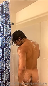 Bear wit me i m still learning but we got more shower content very part 1