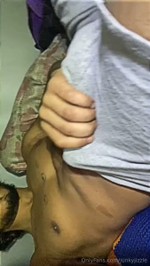 Oops i got a little on my face and i missed the cumshot