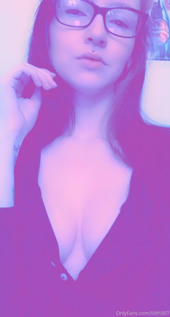 Good morning babes i hope everyone has a great day i m still doing 