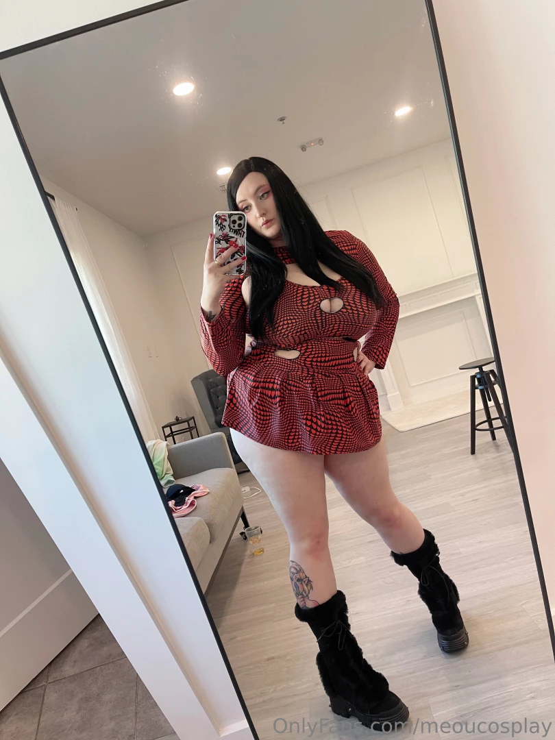 New set dropping soon here s some mirror pictures to keep you busy part 4 