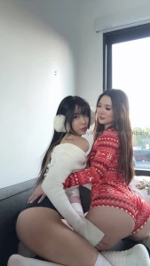 2 girls 1 ______