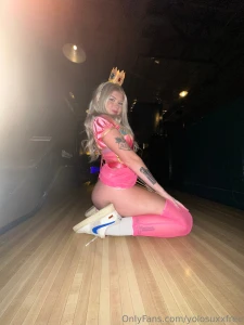 Sub to my main yolosuxx part 1