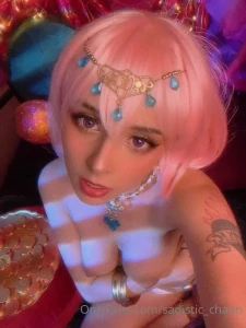 It s time to feed me baby