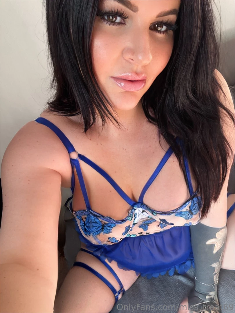 Utter bare naked filth in your dms 