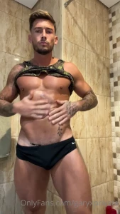 My abs needs cream