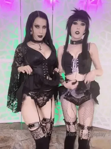 What s better than a delicious goth gf eroticneko is a sexy little 