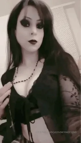 In la for our lyra performance this weekend 