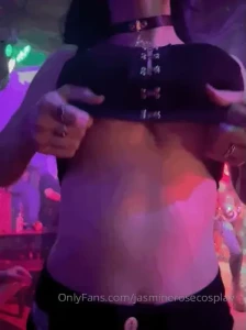 Take me in your arms