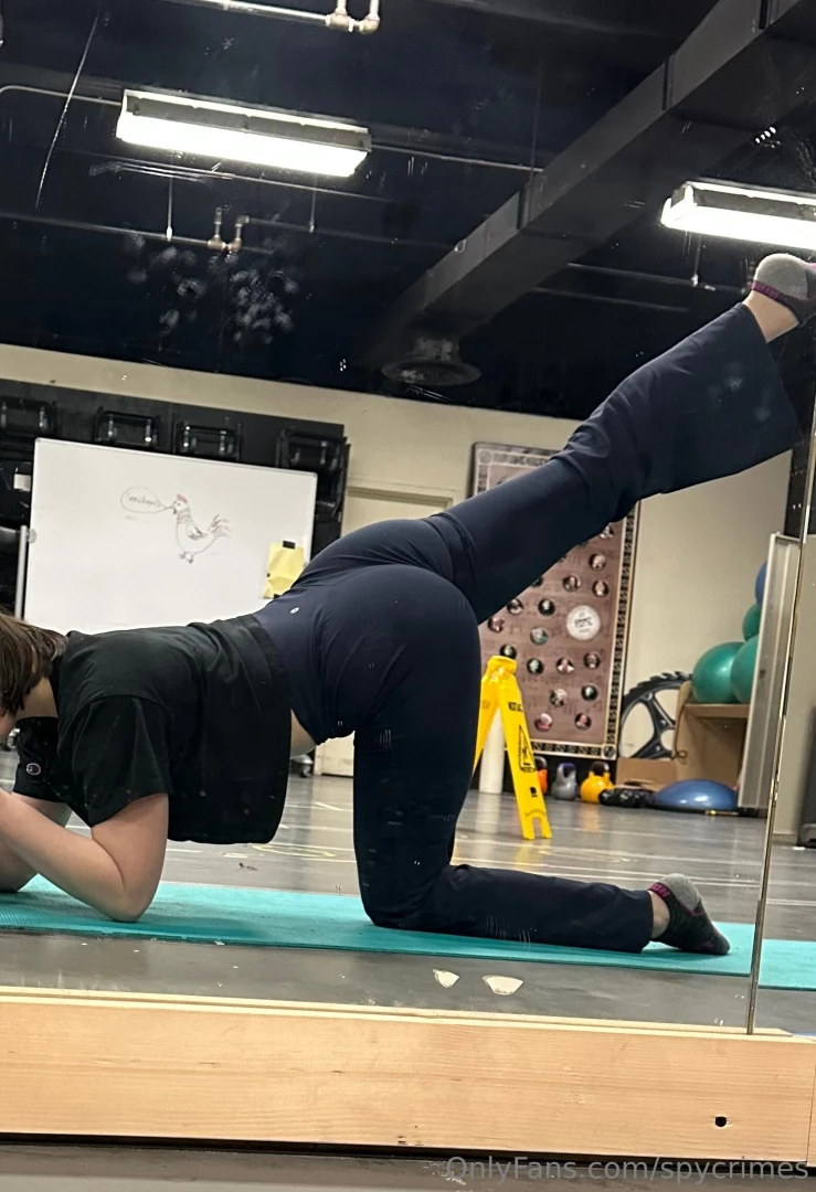 I just love getting a nice stretch in want to come help me stretch 