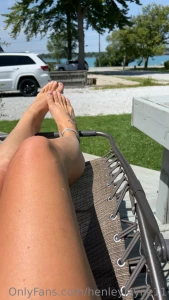 The sun is finally out and i m home ft them feet part 1