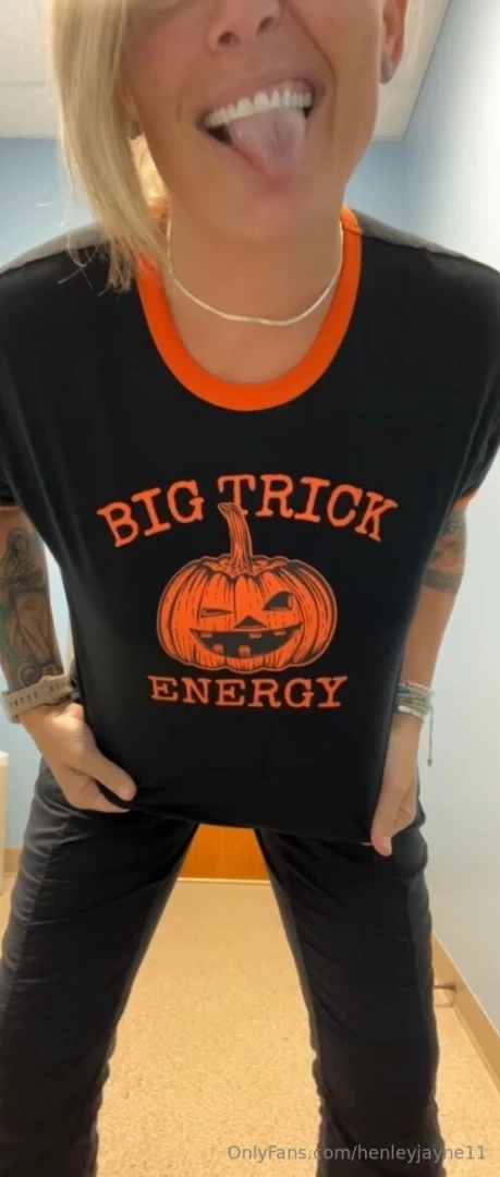 Lookin for the big tricks alright 