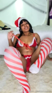 I only want you under my mistletoe kaypoppcosplay to see the whole part 4