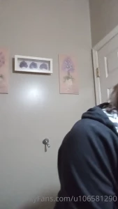 A small video of me rubbing on these luscious breasts and nipples and