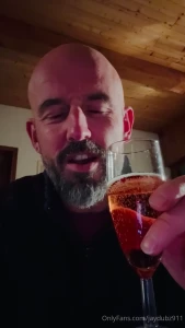 Daddy is draiiiiiined who wants customcontent