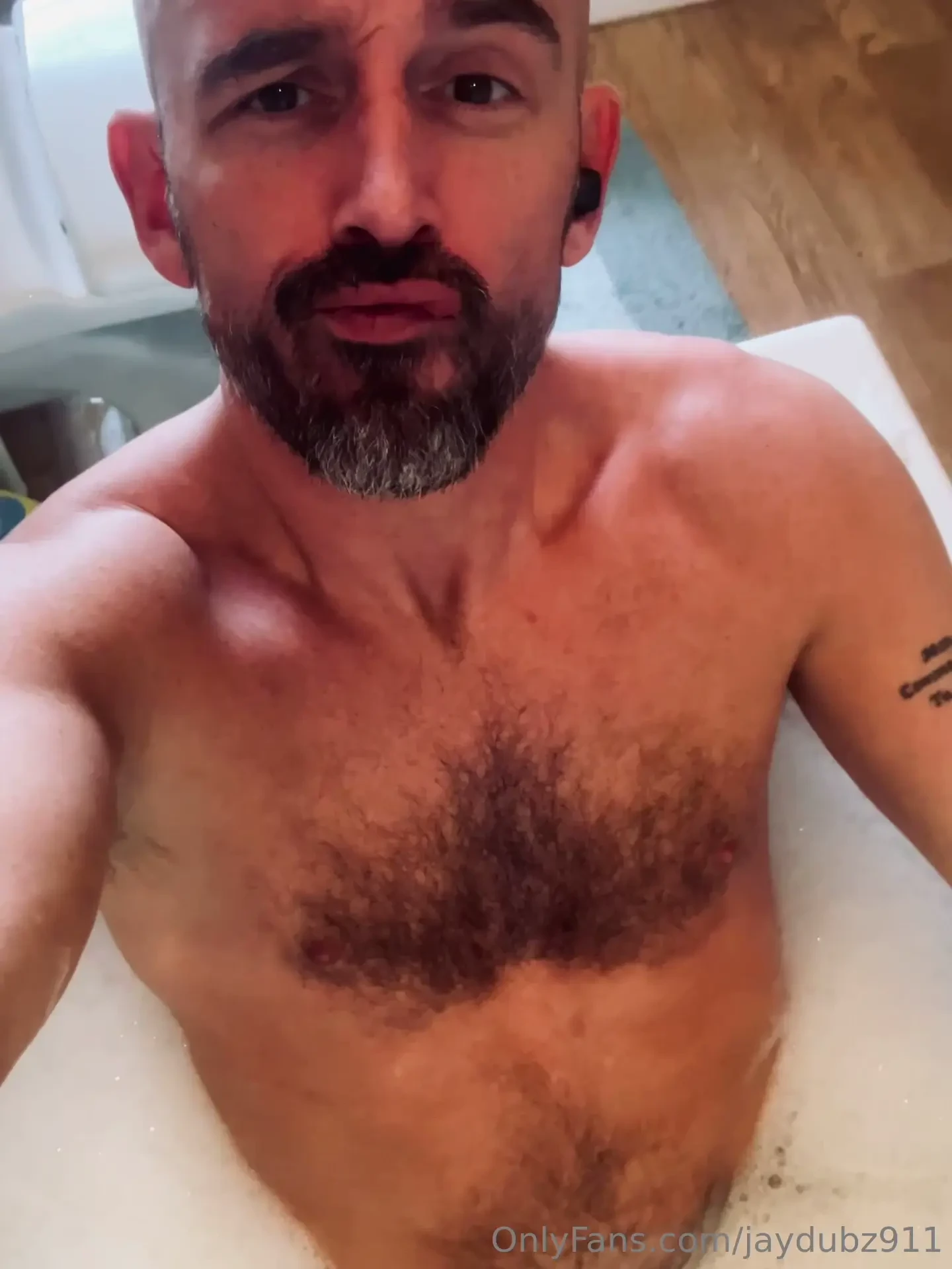 Bath time with a hairy beast need an obedient slave to scrub my back 