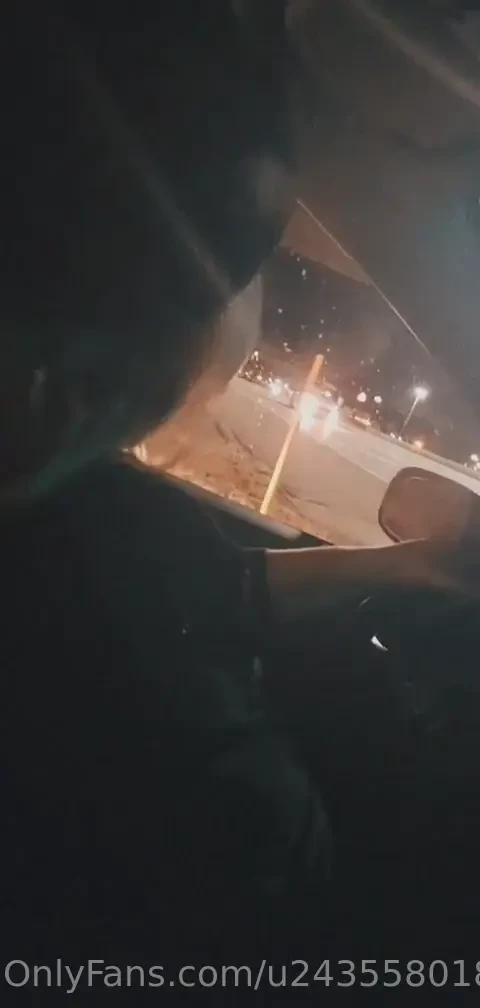 Nothing like jamming in the car with your girlfriends 