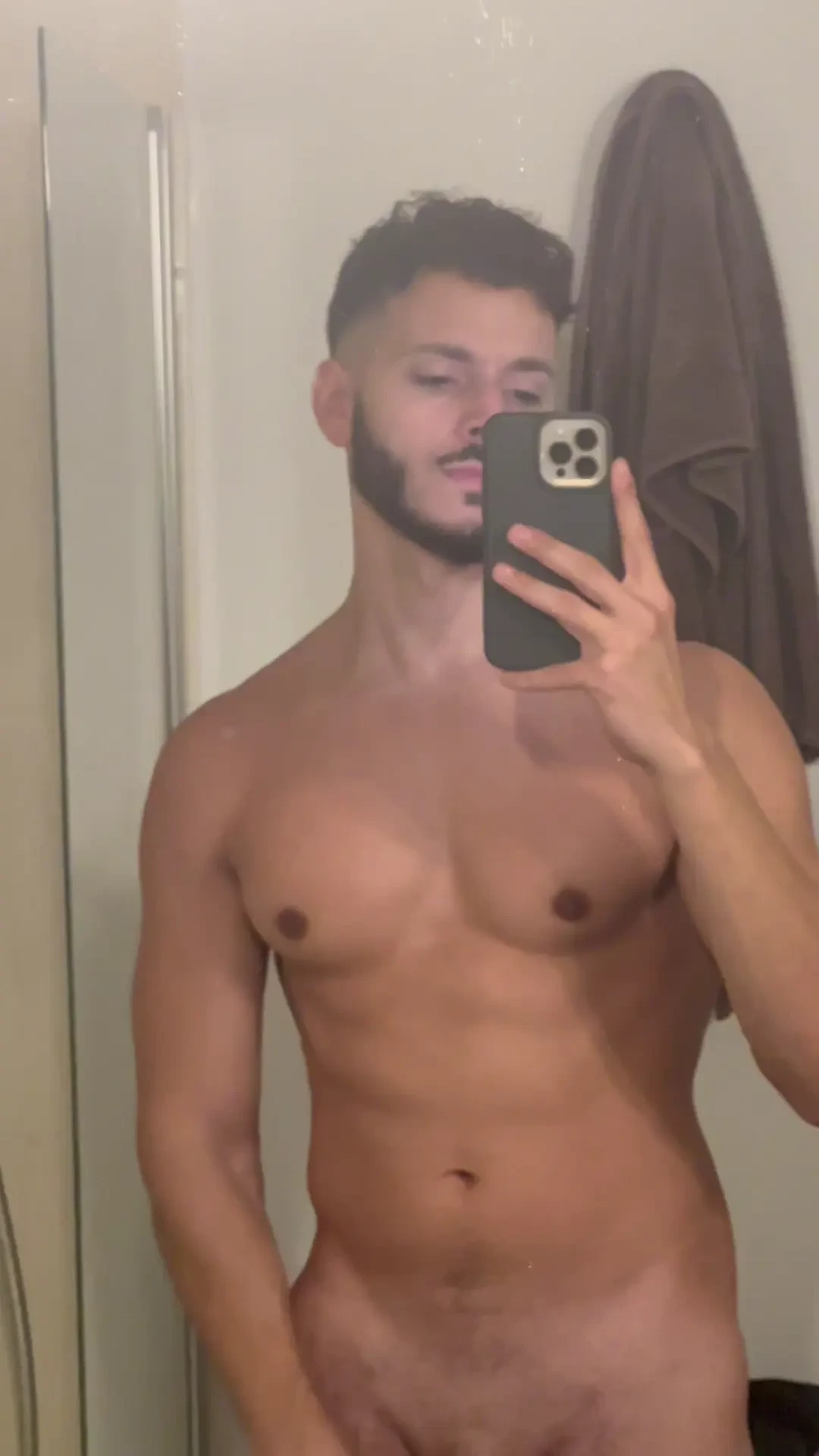 Je vous pr sente en avant-premi re ma nouvelle coupe bon et aussi mon 