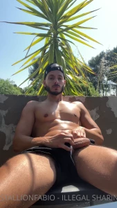 Sun is back in montpellier it means it s time to get naked on my