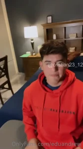 Me encanta hacer este tipo de videos me imagino que eres tu con ganas