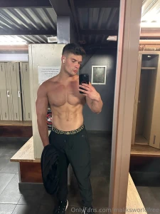 Meet me in the showers part 1