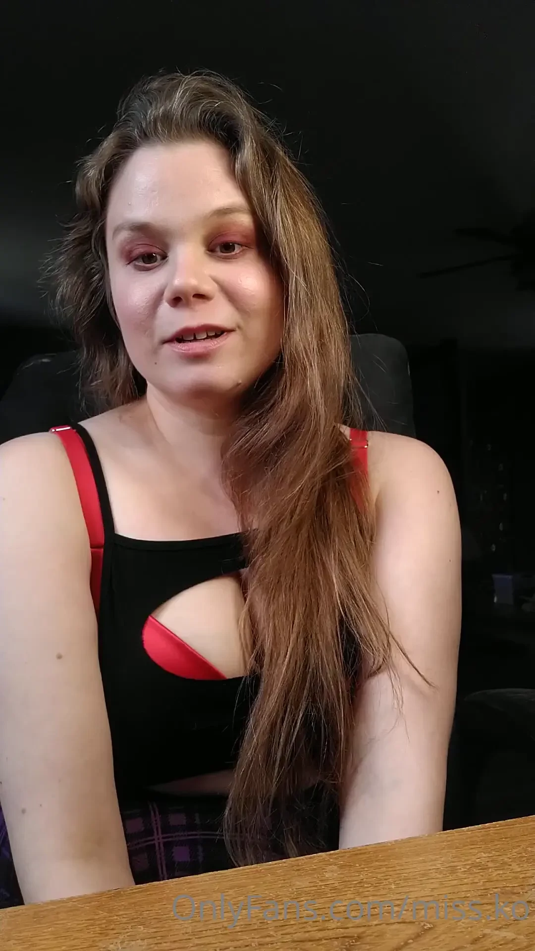 Happy fridaaaay gonna post another video answering two questions lt 3 