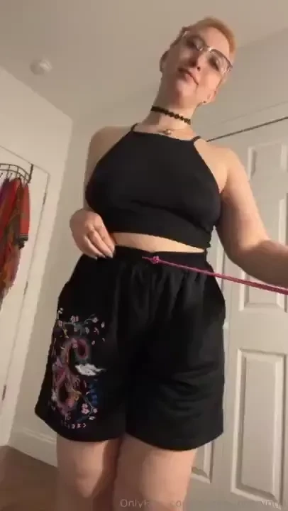 Just bein my slutty little self 