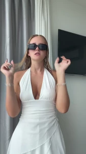 Can t get this song out of my head