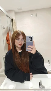 Si os pas is por mi stream a dejarme la view silenciando desde arriba