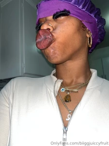 Eyes closed bonnet on getting them lips ready for you bae part 1