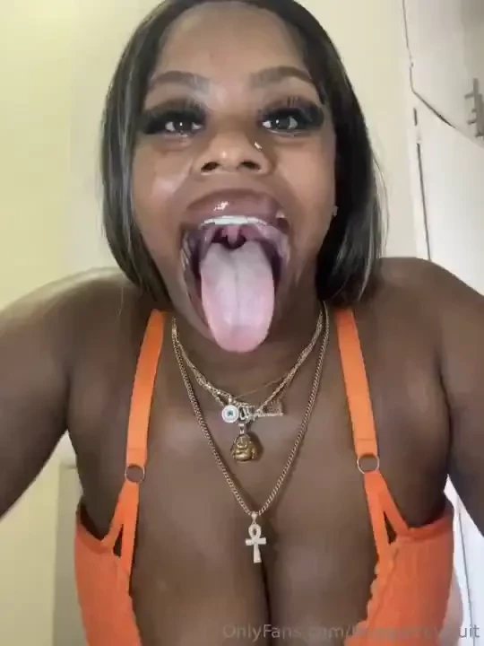 Fuck my babydaddy that i don t even have haaa 