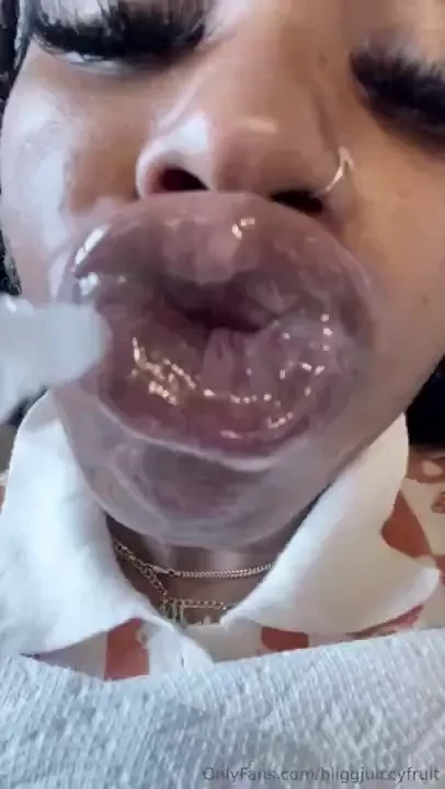 Old custom dumping gloss on lips enjoy 