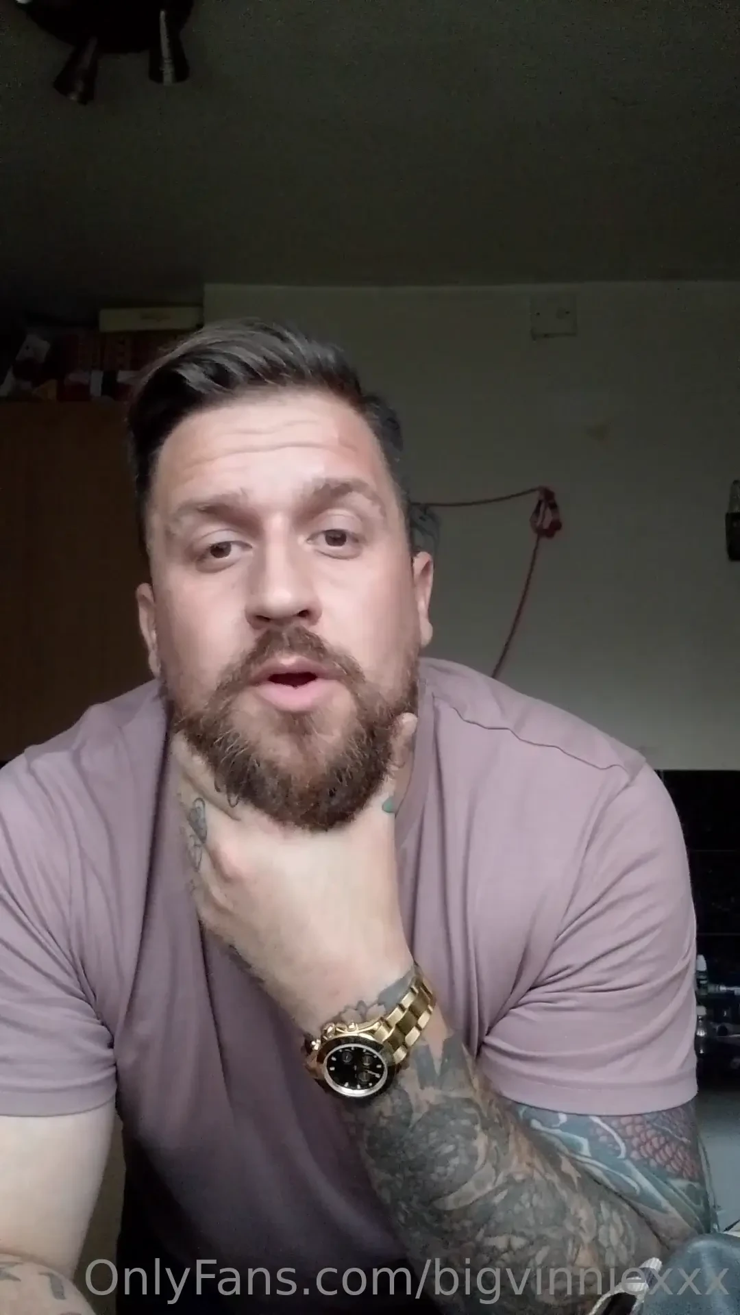 Big vinnie the bear is here 