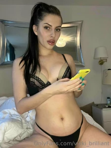 Would you like to receive a hot text message from me