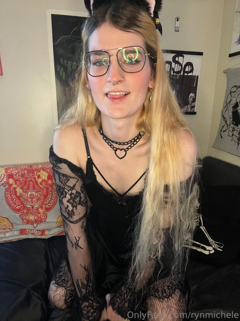 A very lovely person got me this dress i really like it i m realizing part 5 