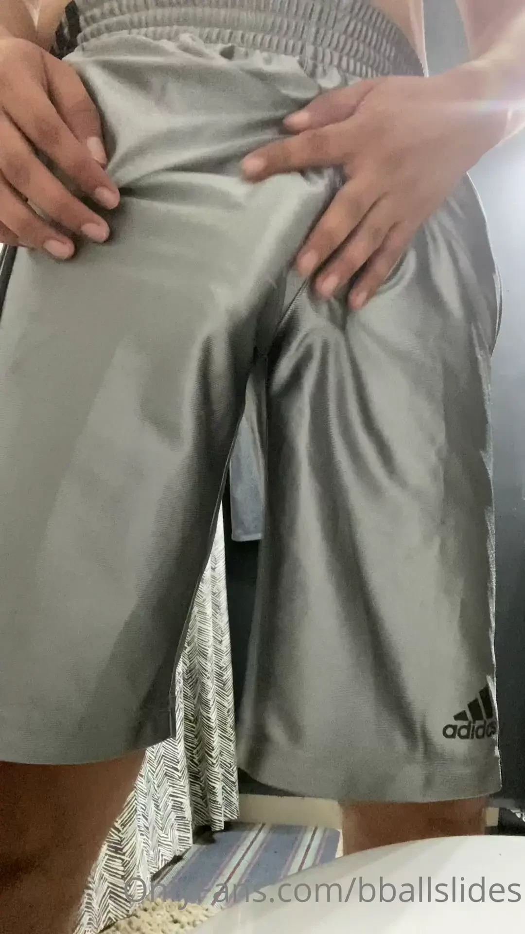 Edging in bball shorts 