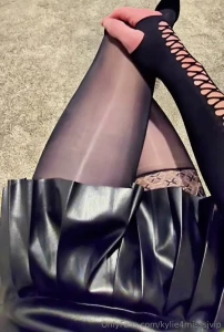 I am in love with this leather skirt