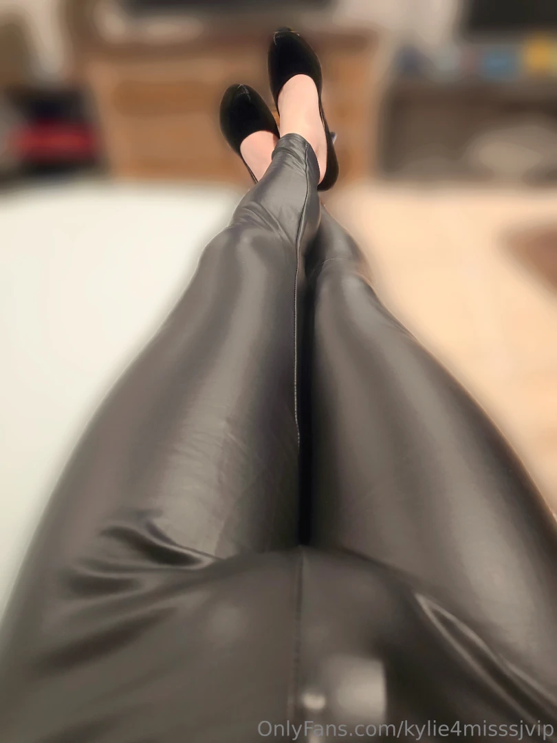 Do you guys like my new pants part 3 